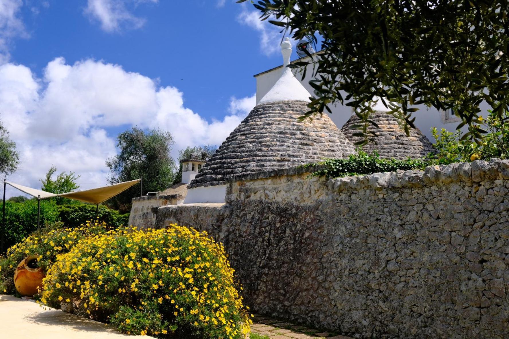 Terra Sessana Ville E Trullo Con Piscina Privata Ostuni Luaran gambar